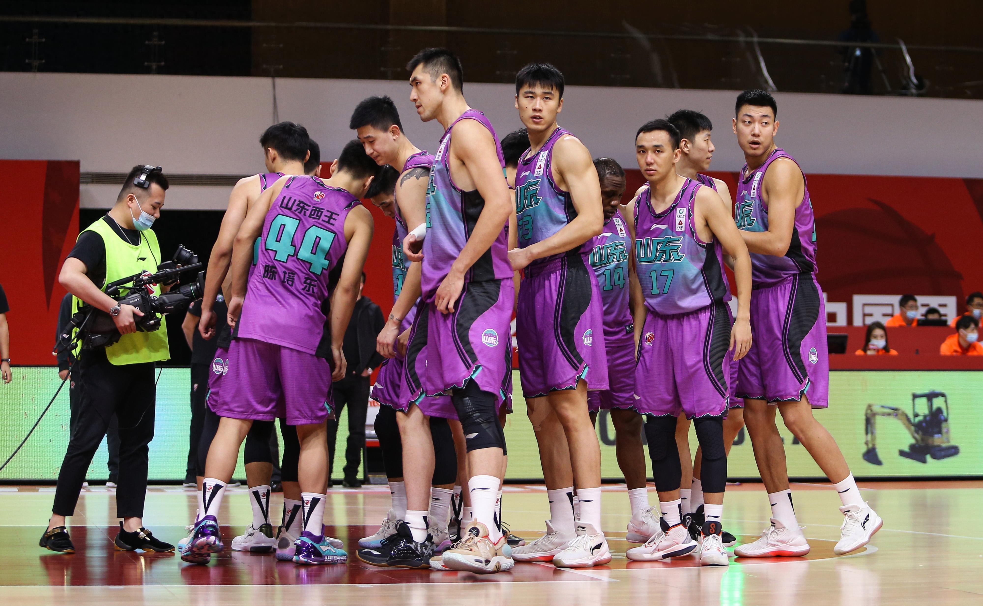 nbalive怎么交易球员_nbalive球员数据大全_nbalive2024球员交易问题
