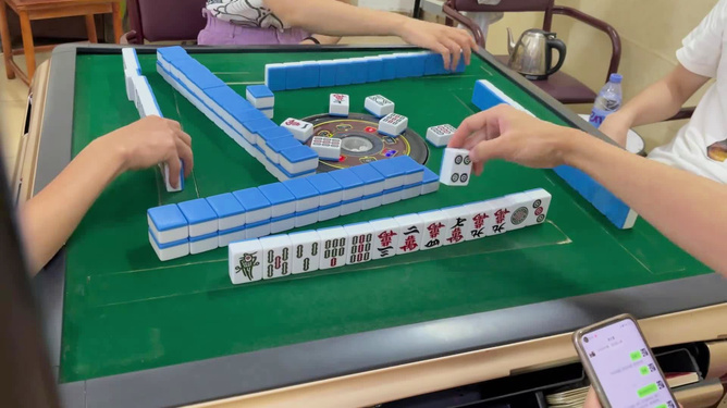 弈乐麻将 捉鸡游戏_捉鸡麻将视频讲解_捉鸡麻将下载安装