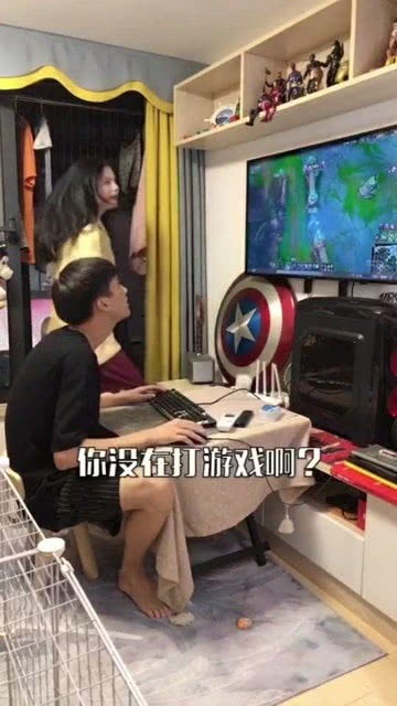 孤独的鸟儿游戏官方版2024下载安装v2.4 